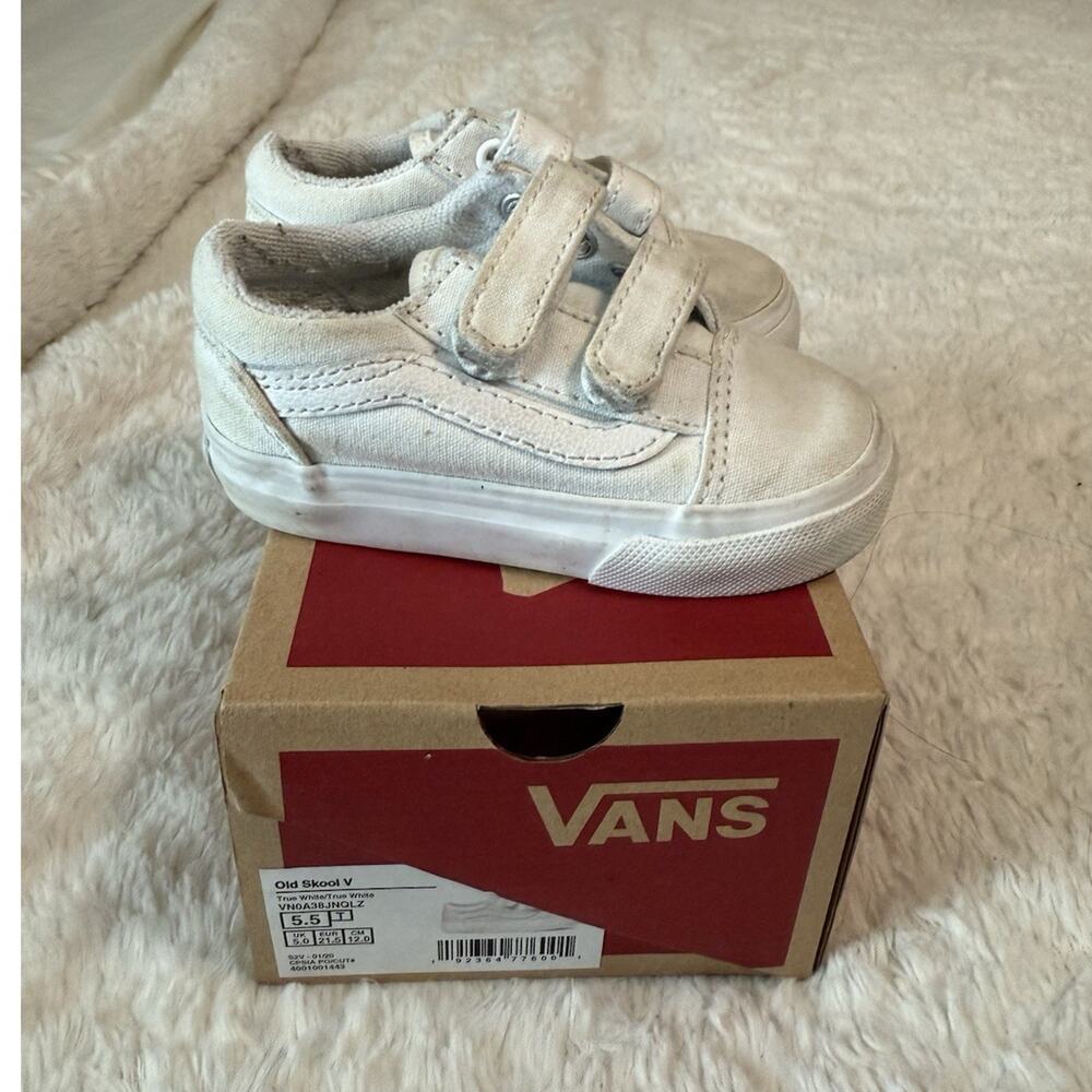 VANS Old Skool V White Hook & Loop Unisex Kids Sneaker US Size 5.5c